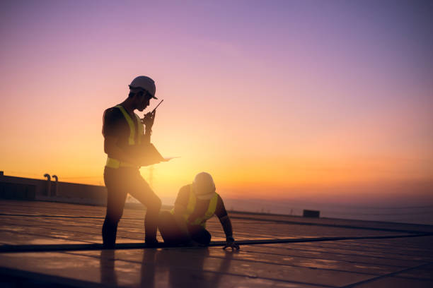 Best Emergency Roof Repair  in Muncie, IN